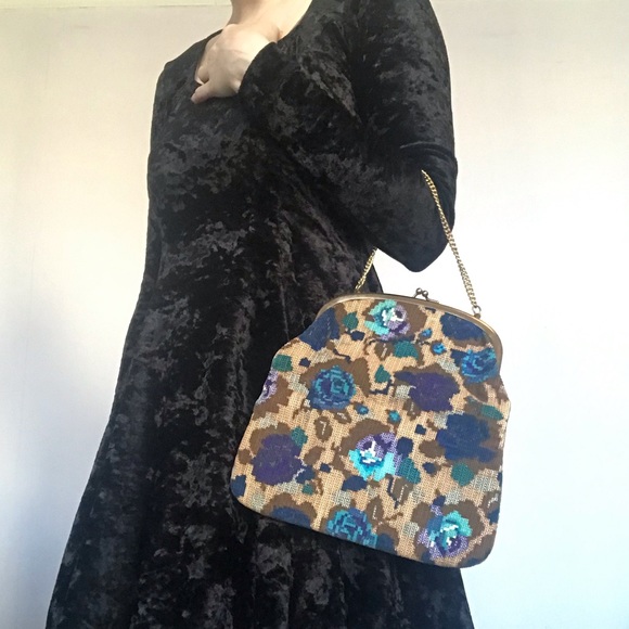 Vintage floral purse 💙🍂 - Picture 3 of 7